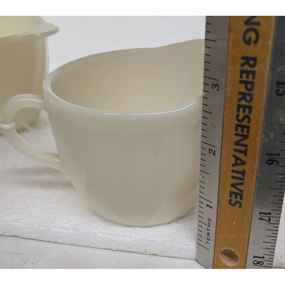 Old 1930's Fire King Glass Swirl Off-White Ivory Antique Cream and Sugar Set - Picture 8 of 11